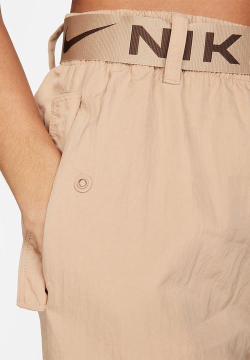 Nike - W nsw air high rise woven pant - hemp & baroque brown 