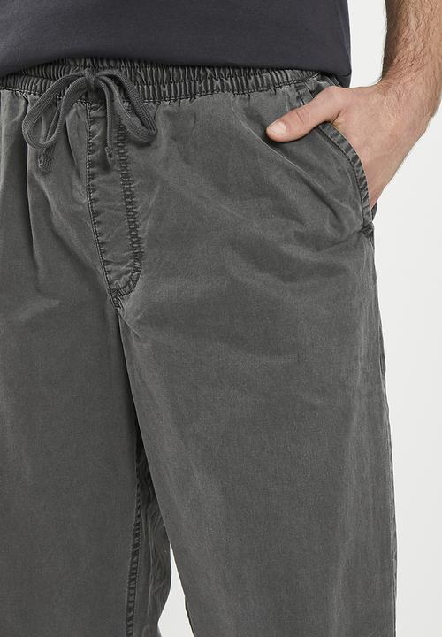 Vans - Range loose tapered salt wash pant - asphalt