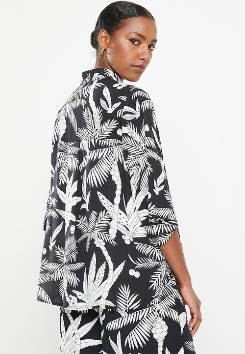 Me&B - Viscose boxy shirt with kimono sleeve - white lotus