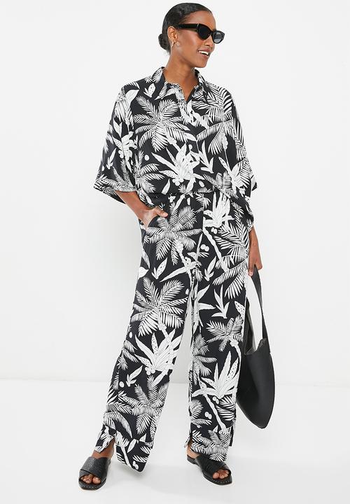 Me&B - Viscose boxy shirt with kimono sleeve - white lotus