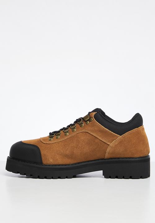 Jonathan D - J Huke genuine suede - mud