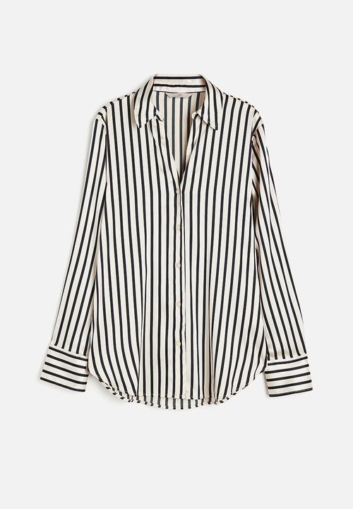 H&M - V-neck blouse - black & white striped