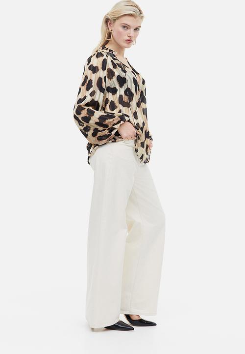 H&M - Frill-trimmed crêpe blouse - light beige leopard print 