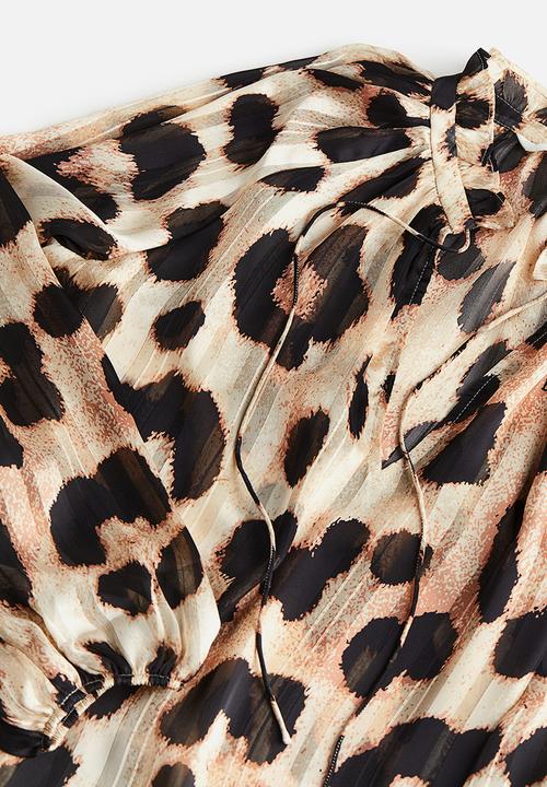 H&M - Frill-trimmed crêpe blouse - light beige leopard print 
