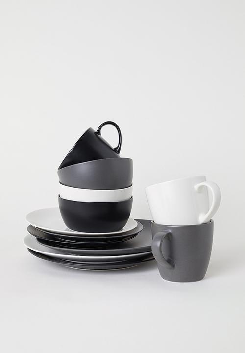 H&M - Porcelain bowl - black