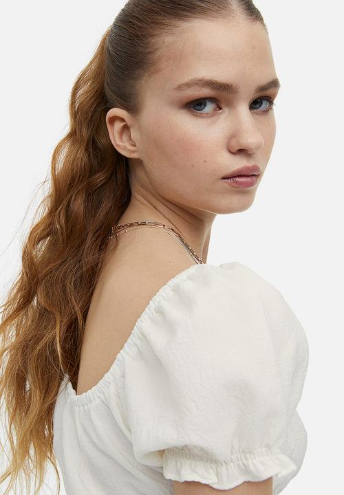 H&M - Puff-sleeved smocked blouse - cream 