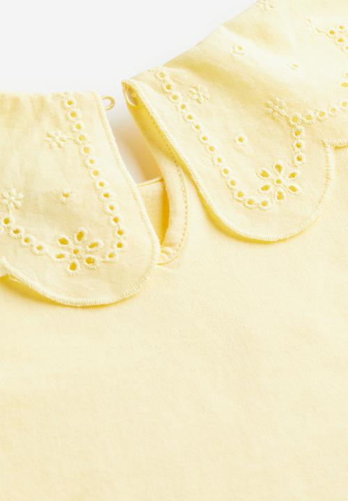 H&M - Collared top - yellow