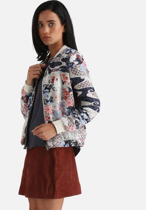 Vero Moda - Eastern Print Bomber