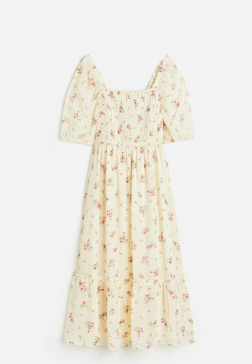 H&M - Puff-sleeved smocked dress - light beige floral