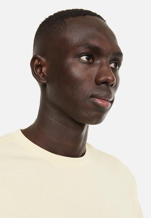 H&M - Regular fit round-neck t-shirt - yellow