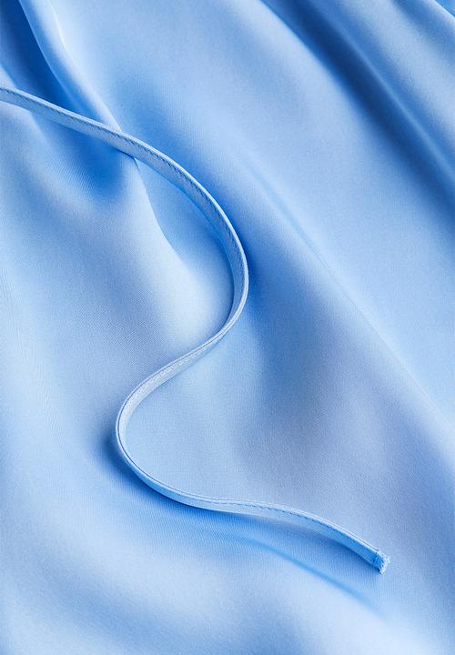 H&M - Oversized tie-top blouse - light blue 