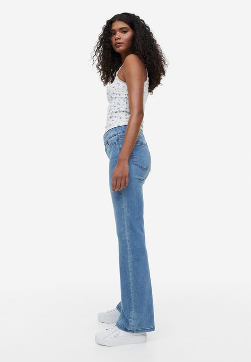 H&M - Flared low jeans - light blue