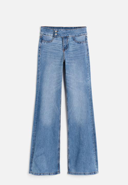 H&M - Flared low jeans - light blue