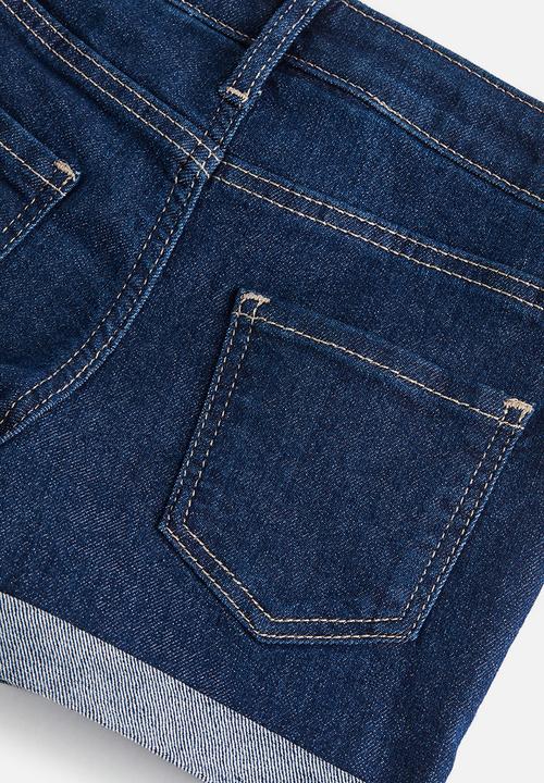 H&M - Superstretch denim shorts - dark denim blue