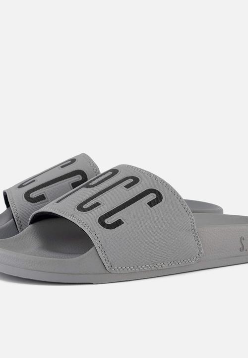 S.P.C.C - Sierra slide - concrete