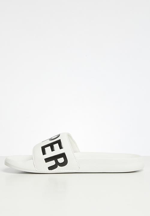 Superdry. - Code core pool slide - white