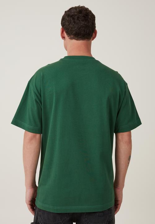 Cotton On - Box fit graphic T-shirt - irish green/equipe logo