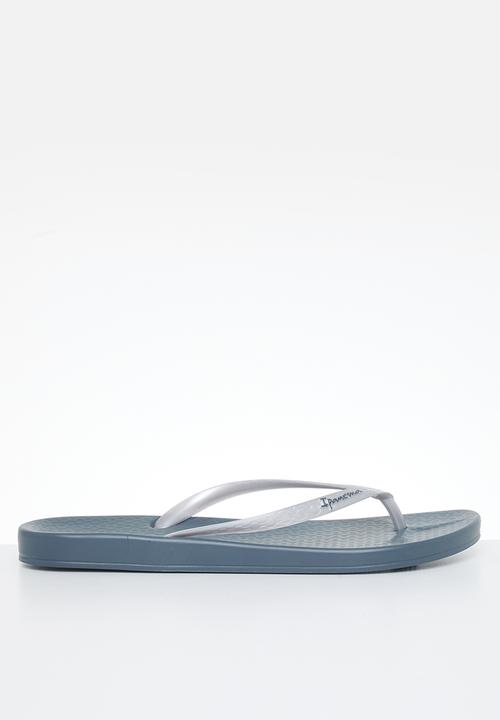 Ipanema - GIL81030 - blue silver