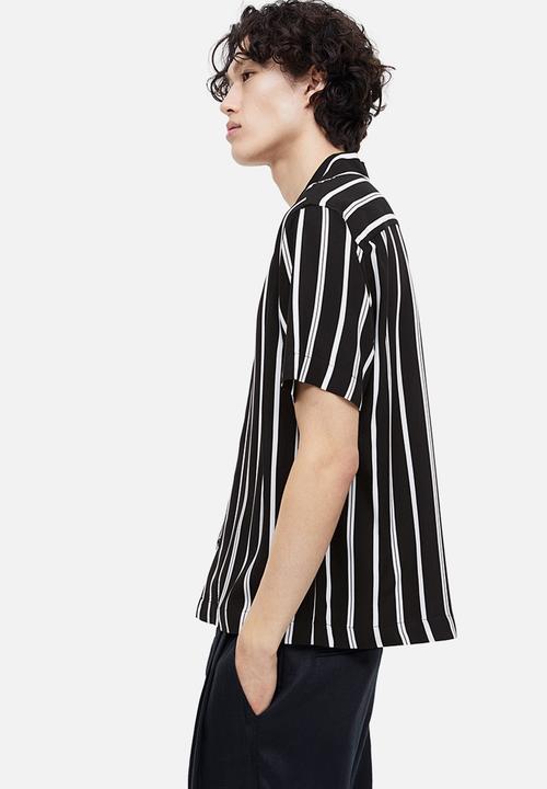 H&M - Patterned resort shirt - black/white striped
