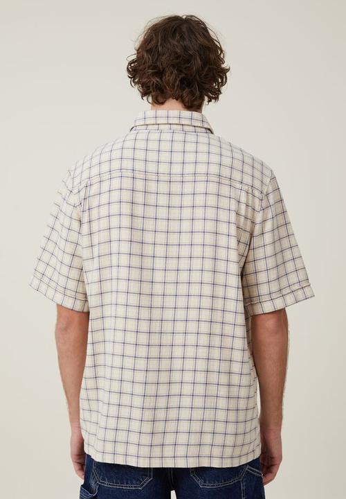 Cotton On - Eddie short sleeve shirt - off white skate check