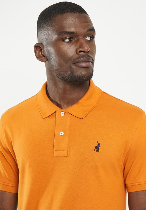 POLO - Mens classic pique short sleeve golfer - rust