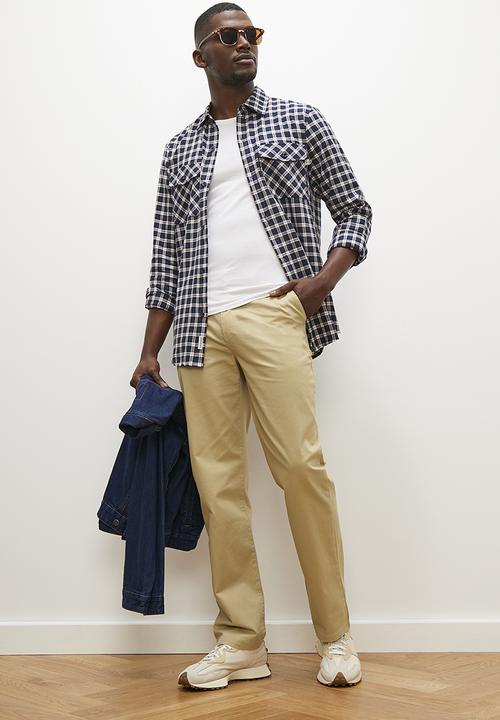 Lark & Crosse - Rob flat front peached chino pant - khaki