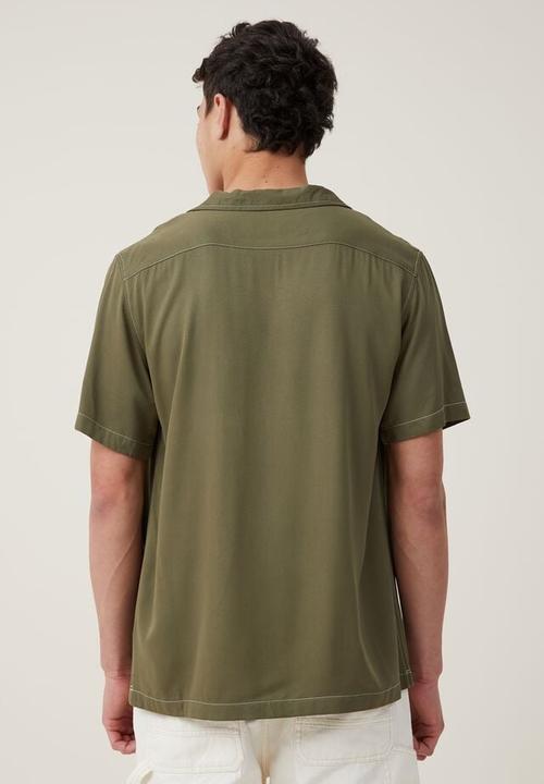 Cotton On - Riviera short sleeve shirt - army pop stitch