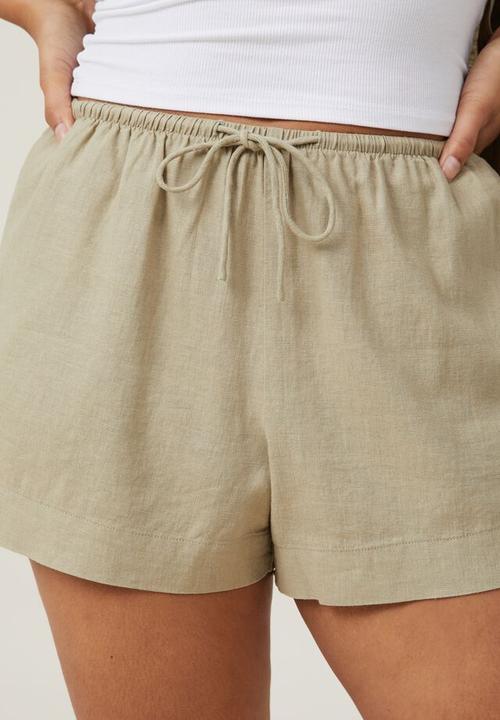 Cotton On - Haven short - desert sage