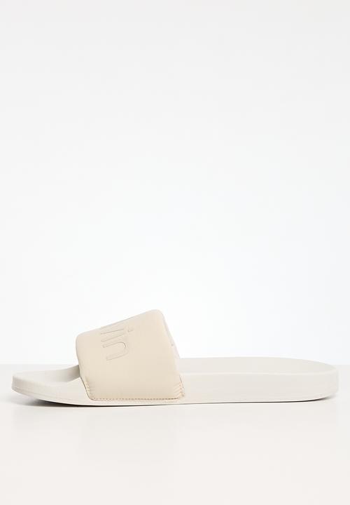 Calvin Klein - Pool slide txt - dark ecru