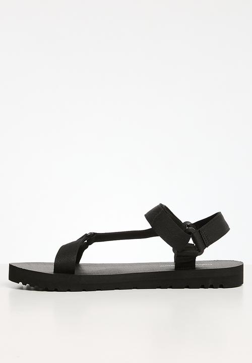 Calvin Klein - Prefresato webbing strap badge - black
