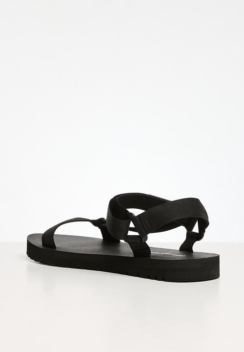 Calvin Klein - Prefresato webbing strap badge - black