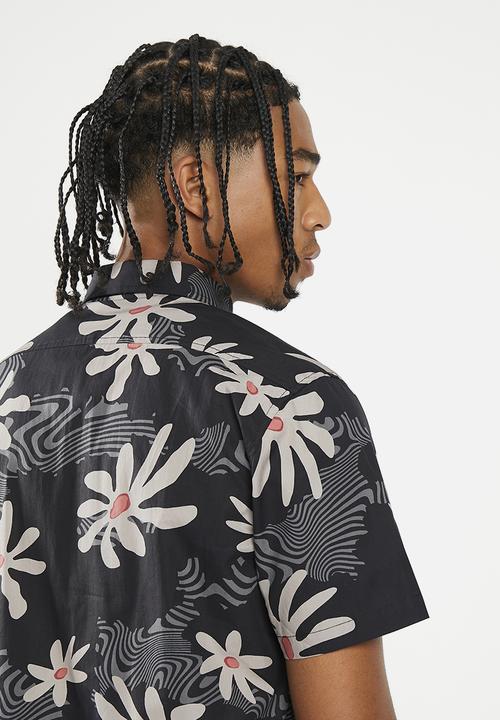 Quiksilver - Trippy floral short sleeve - black