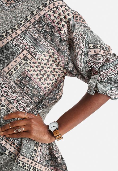 Influence. - Patch Print Oversized Shirt
