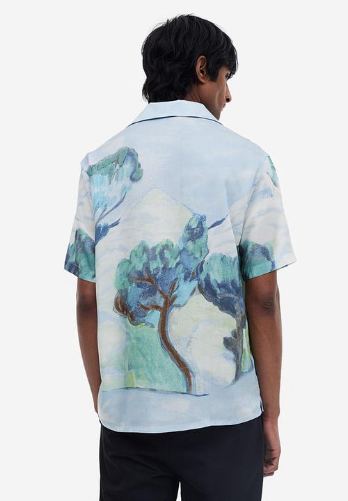 H&M - Regular fit short-sleeved lyocell shirt - blue,multi