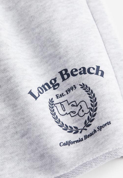 H&M - Sweatshorts - light grey marl long beach