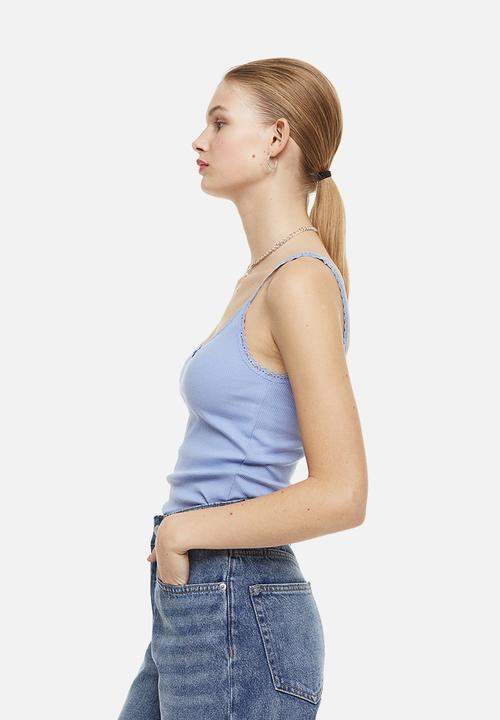 H&M - Lace trimmed ribbed vest top - light blue 
