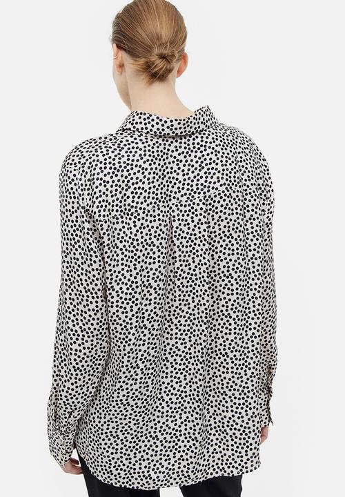 H&M - Pointed-collar shirt - cream spotted 
