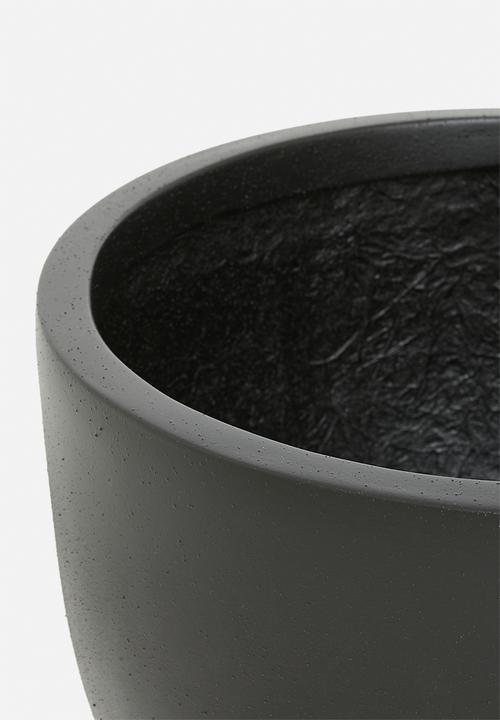 Sixth Floor - Aslan planter - black