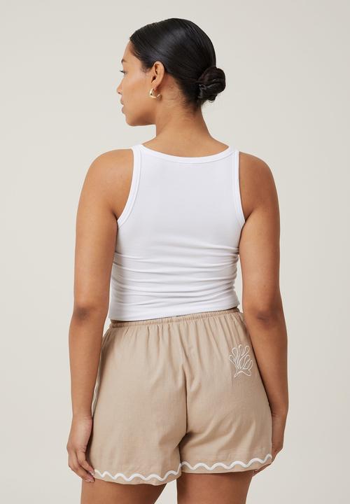 Cotton On - Haven short - coral embroidery mid taupe