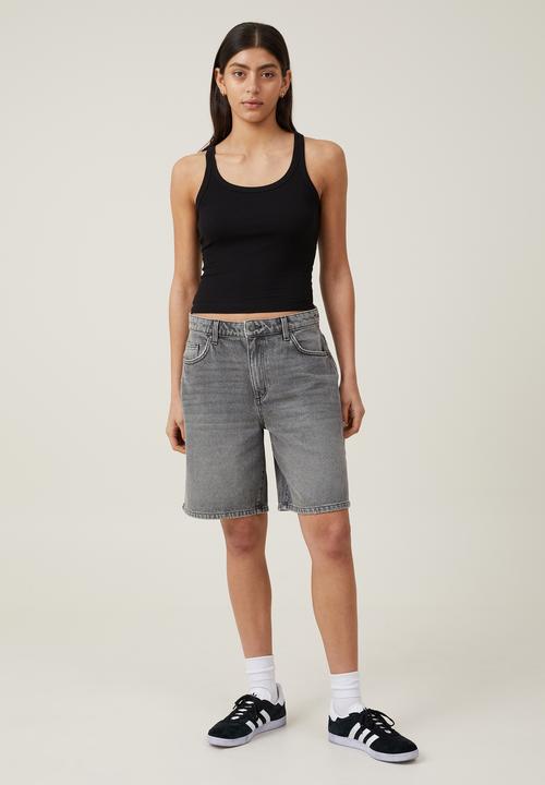 Cotton On - Super baggy denim jort - shadow grey