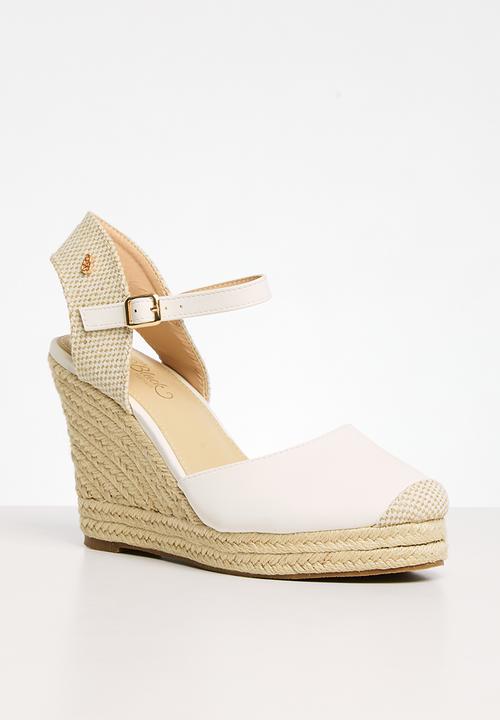 Miss Black - Hooked 1 wedge heel - white