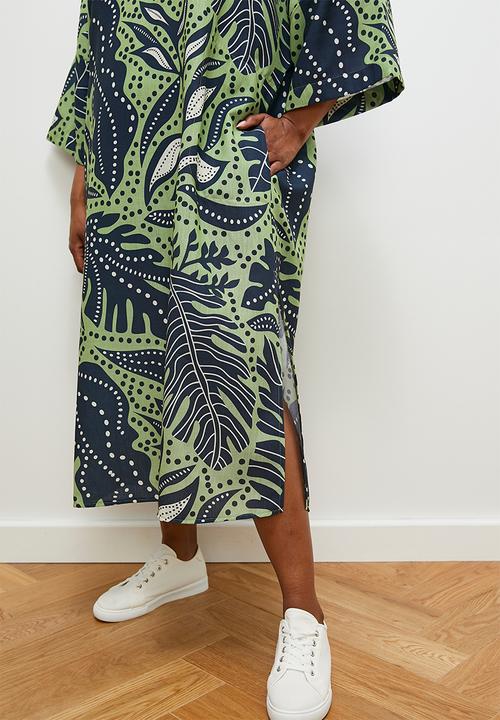 edit - Printed tee midi dress - leaf print