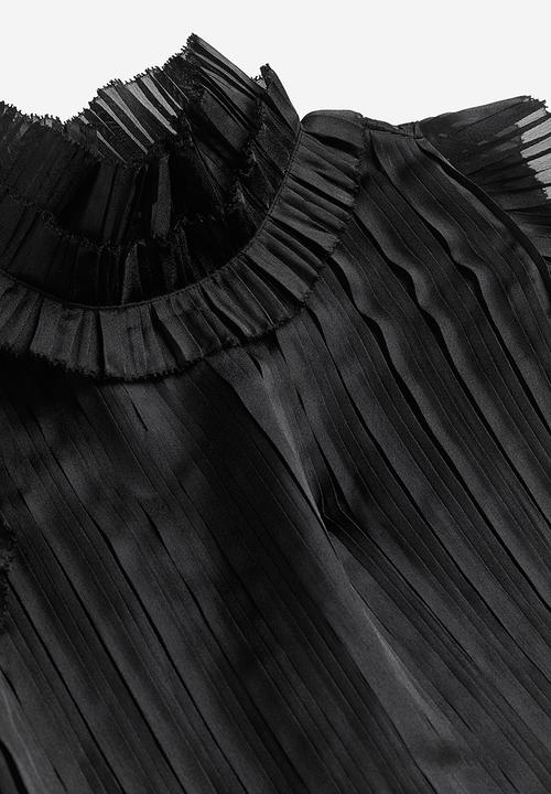 H&M - H&M Studio: Frilled pleated top - midnight black