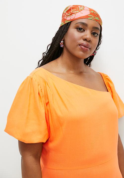 MILLA - Asym balloon sleeve fit & flare dress - apricot