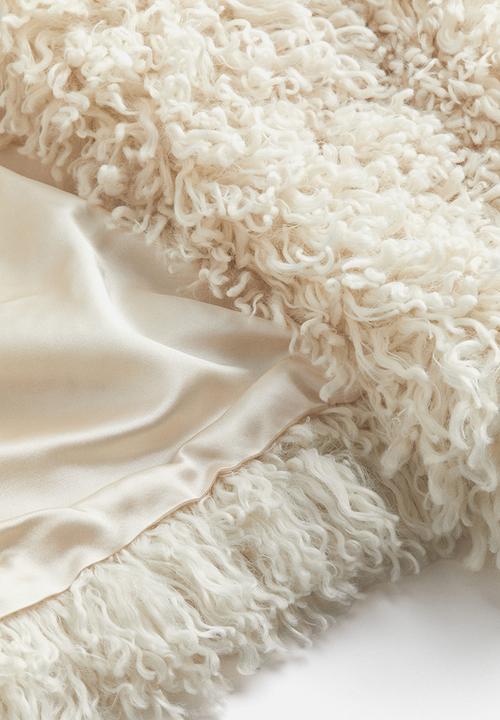 H&M - H&M Studio: Fuzzy jacket - cream