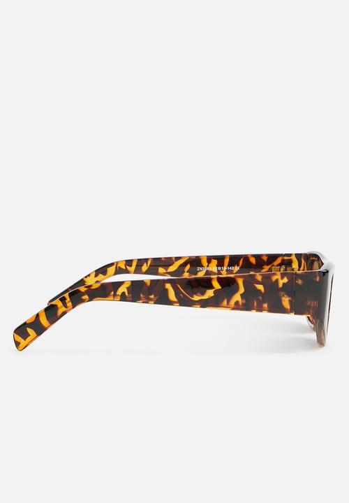 Superbalist - Aneesa cateye glasses - brown
