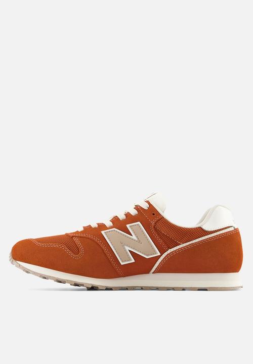 New Balance  - 373 V2 