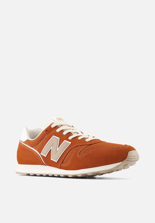 New Balance  - 373 V2 