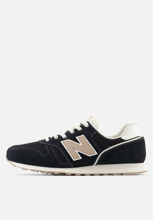 New Balance  - 373 V2