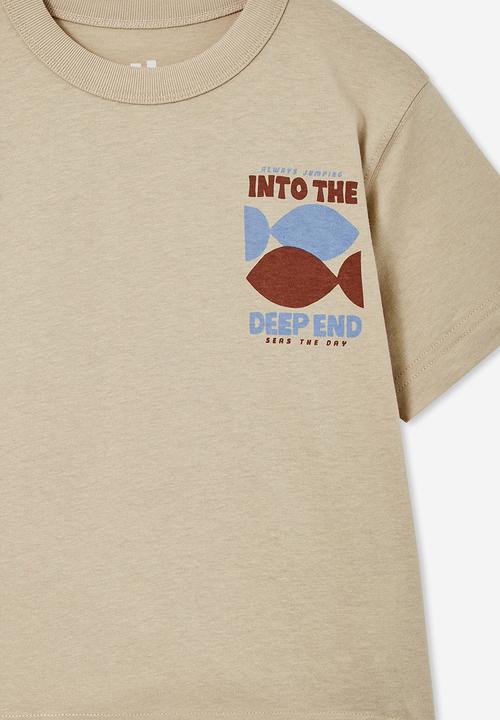 Cotton On - Jonny short sleeve print tee - rainy day/into the deep end